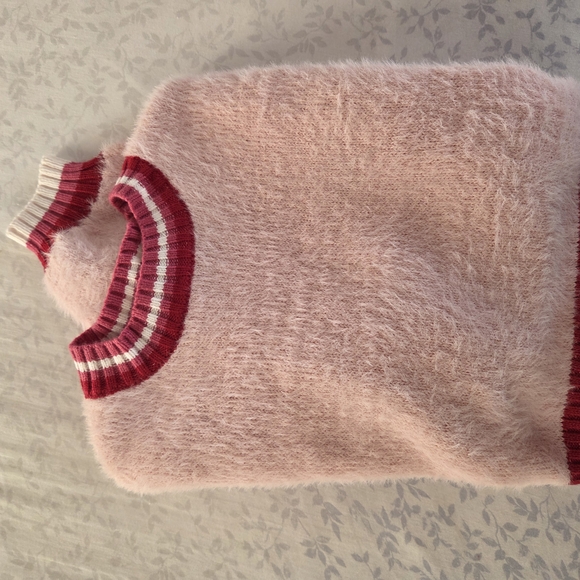 Cozy Pink Striped Women's Sweater - Picture 1 of 3